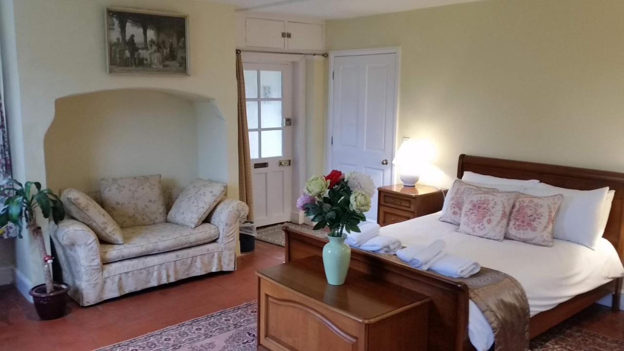Bridge Farmhouse - Eight Ensuite Bedrooms Salisbury Bagian luar foto